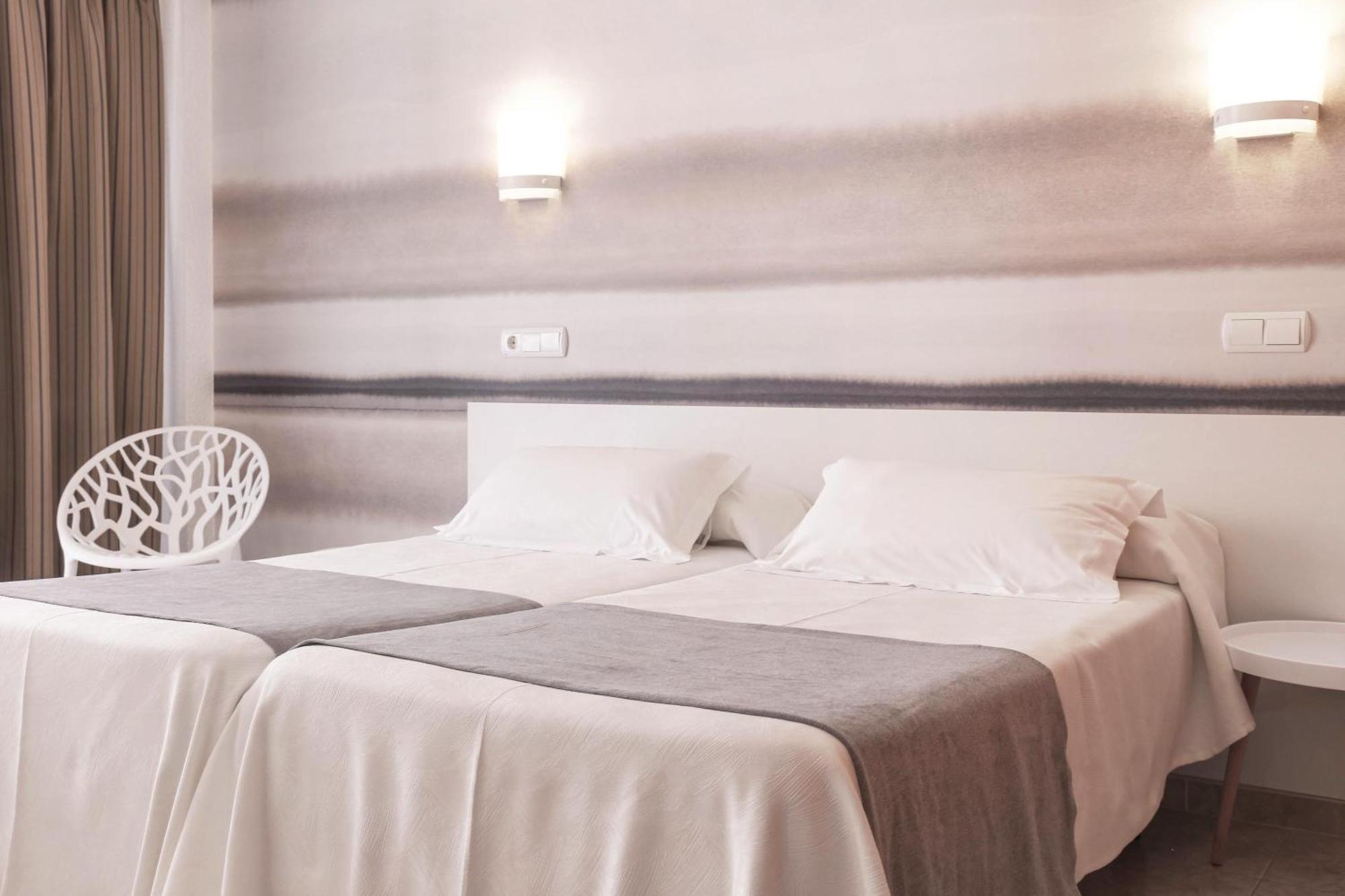 Kaktus Hotel Volga - Adults Recommended Calella Extérieur photo